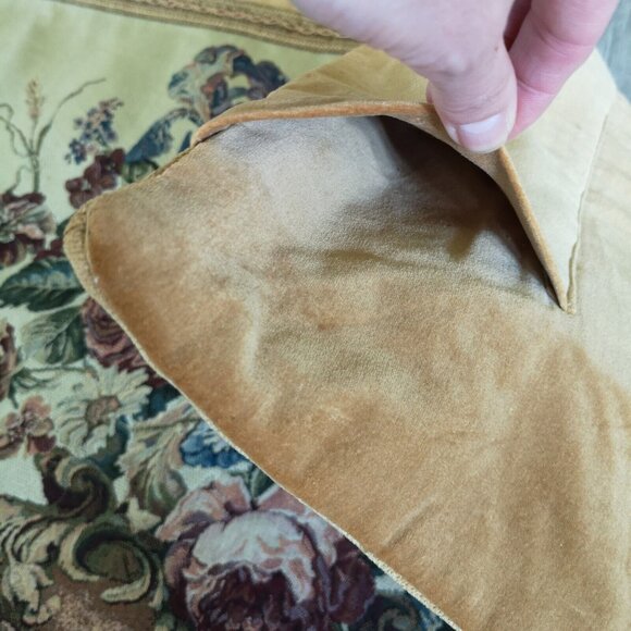 Vintage Tapestry Wall Hanging Gold Velvet Border Tassel Trim Rod Pocket - Picture 7 of 10